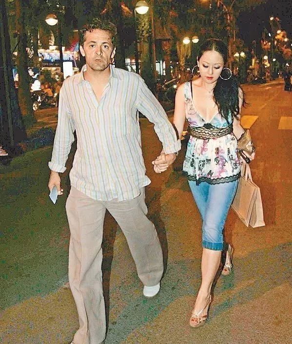 章小蕙读的书,章小蕙读英语