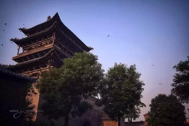 高铁直达西安旅游攻略,坐高铁到西安游古城墙和大雁塔