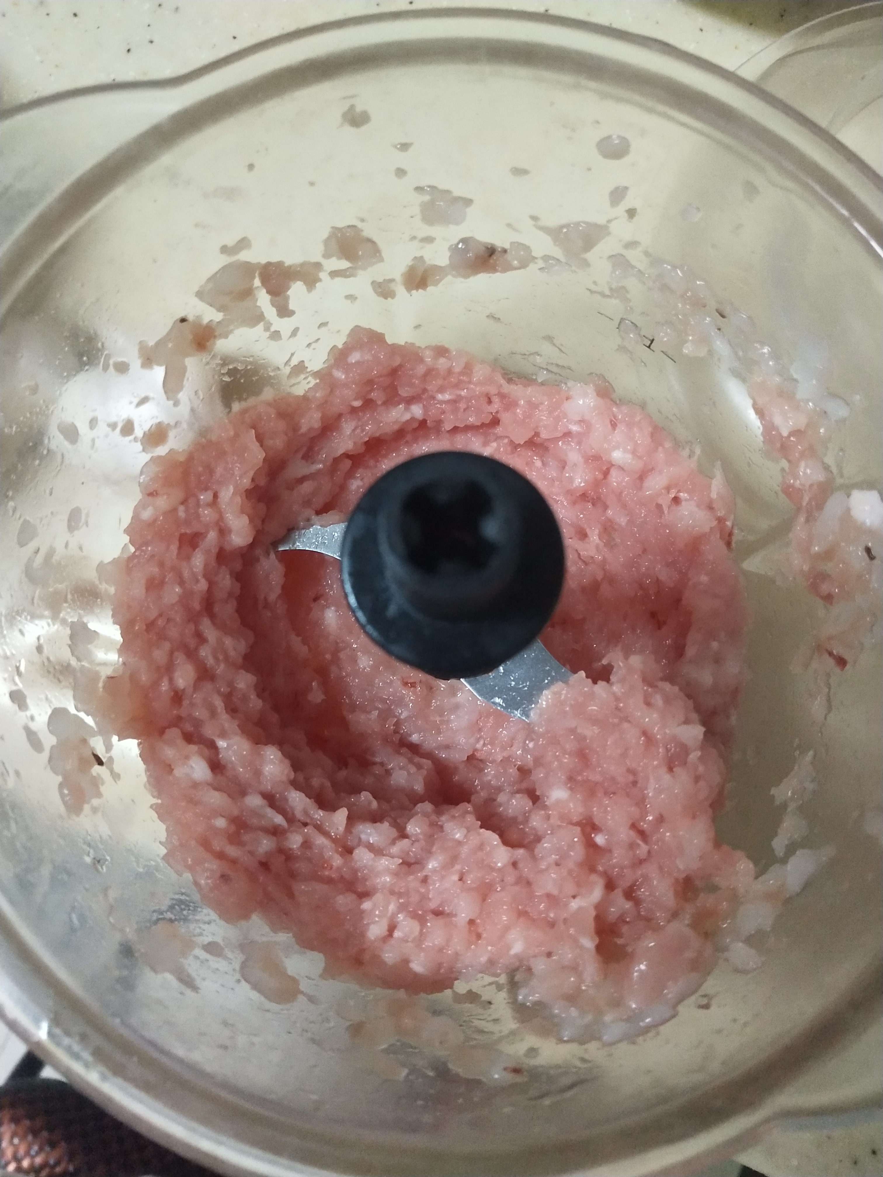 馄饨馅怎么调制又鲜又嫩不发酸,馄饨馅儿怎么调鲜嫩不柴