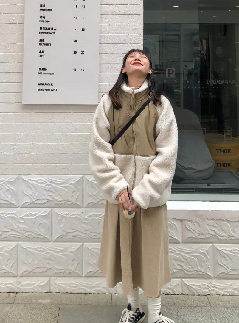 羊羔毛好的和差的有什么区别,羊羔毛很土吗