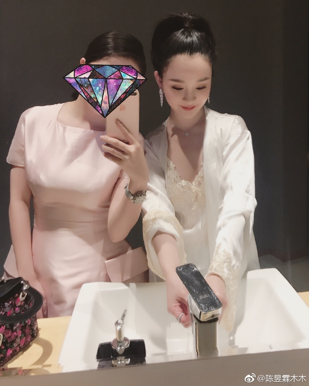 陈昱霖的奢侈品,陈昱霖同款珠宝包