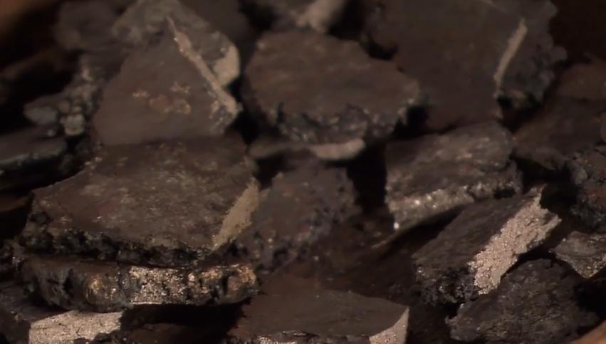 日本武士刀加钢工艺,钨钢做的日本武士刀