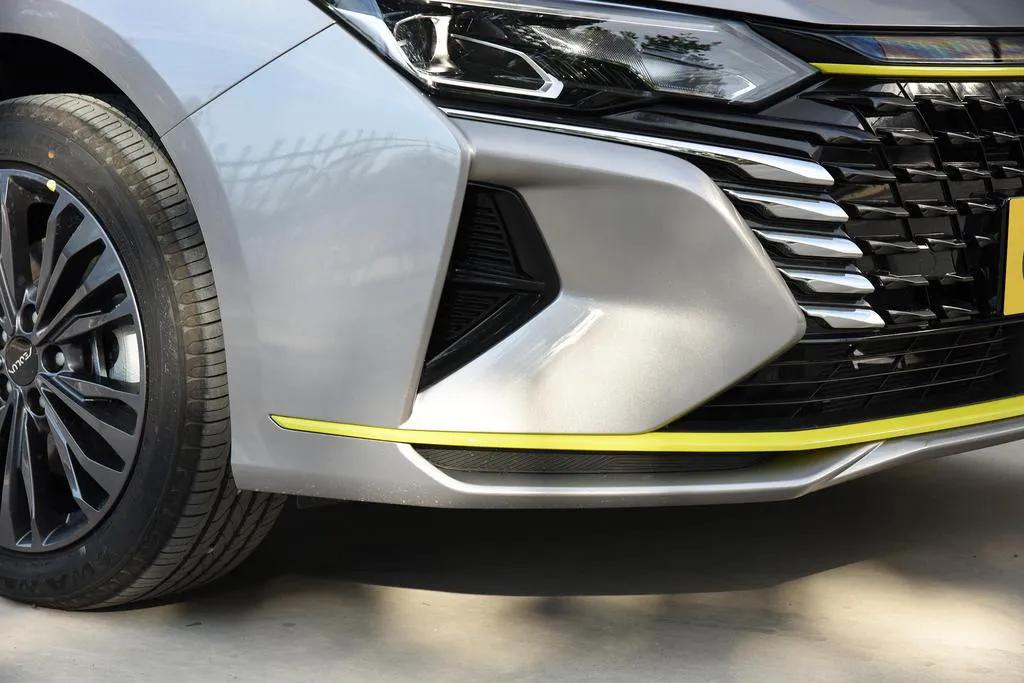 国产新能源轿跑十万,比较好的油电混动轿跑