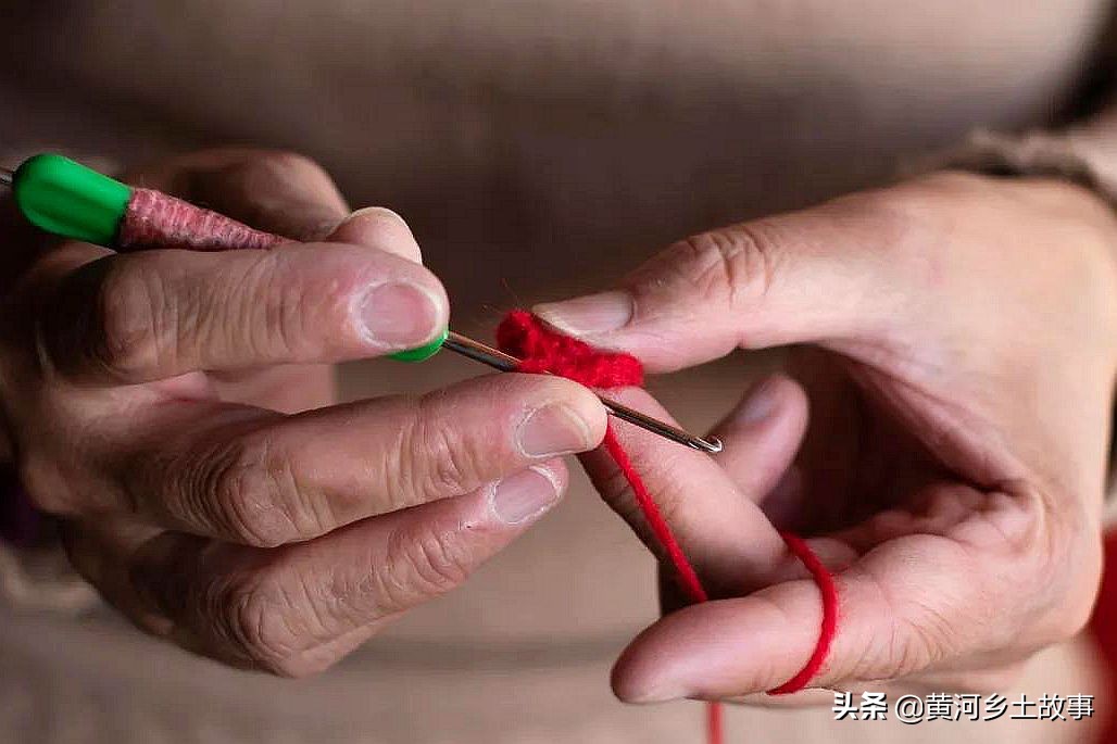 毛线手工编织高仿,毛线编织大姐