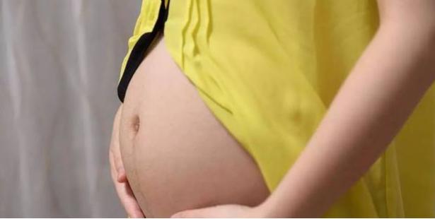 剖腹产里面伤口崩裂什么感觉,剖腹产28天伤口接口处有点出血