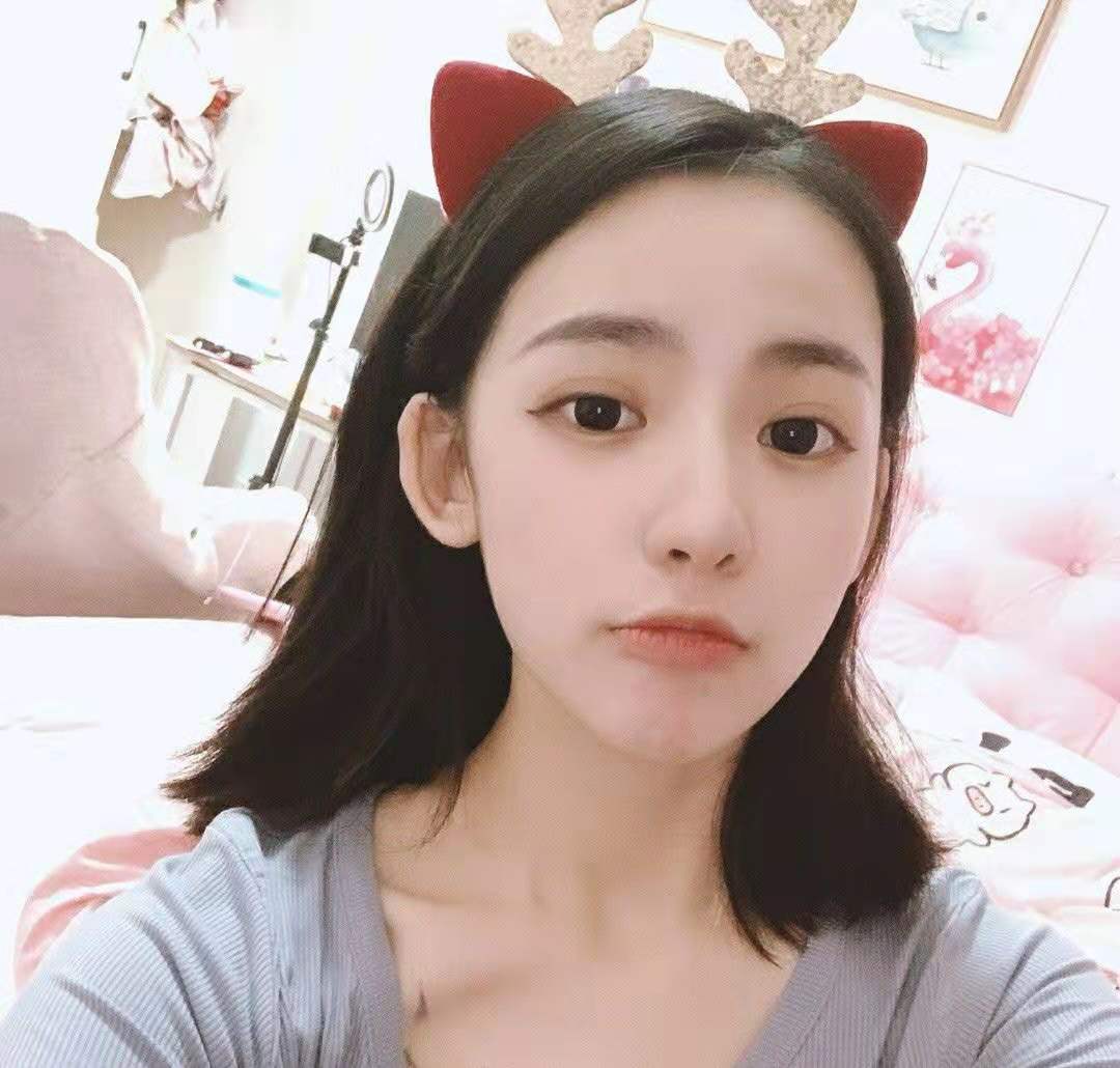 最美校花成为最顶级游戏陪玩,月入五位数?看到照片网友酸了