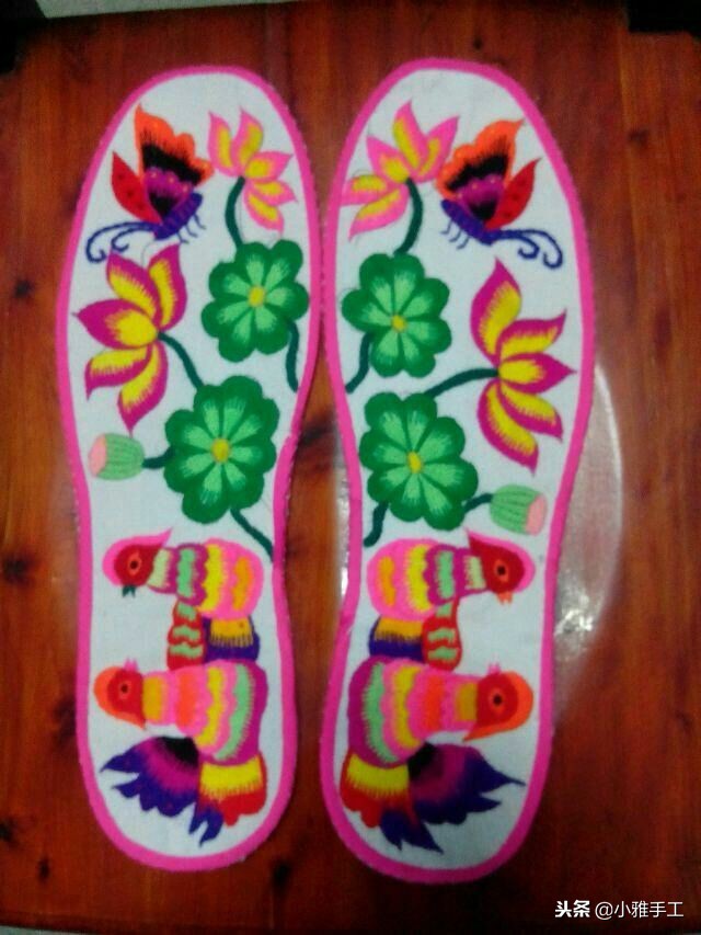 云南小巧妹自做鞋垫刺绣教程,孙姐手工刺绣鞋垫教程
