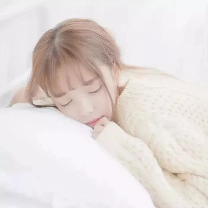 霸气女生闺蜜网名超拽高冷两个字,超好听的闺蜜女生网名