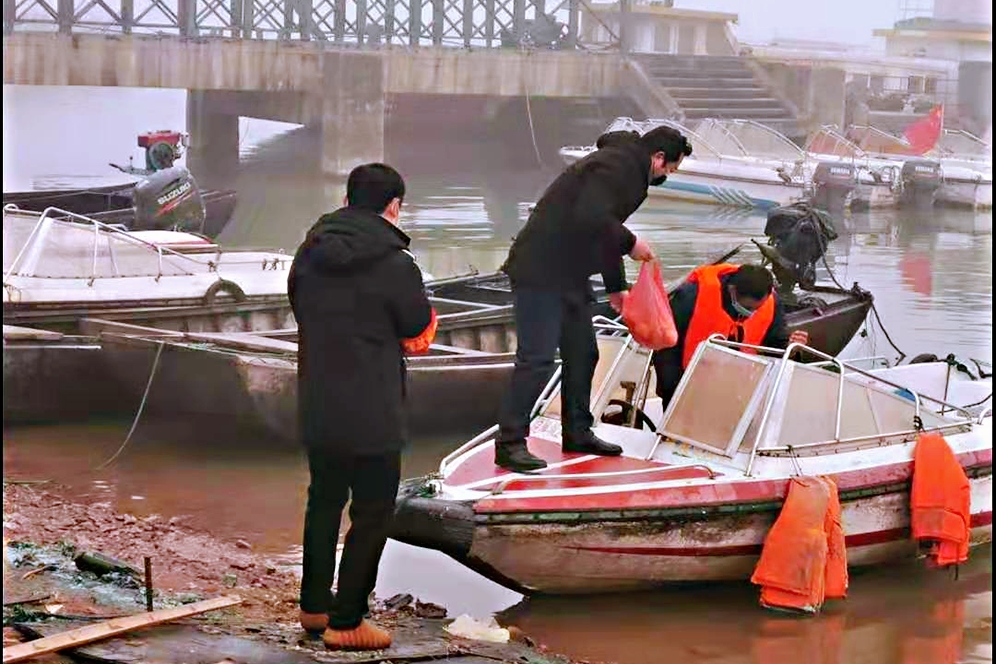 凝聚力量打赢疫情攻坚战,凝心聚力打赢攻坚战