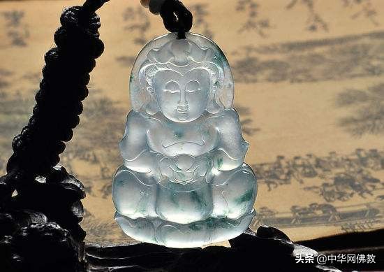 人家说男戴观音女戴佛真的有用吗,女戴观音男戴佛是正确的吗