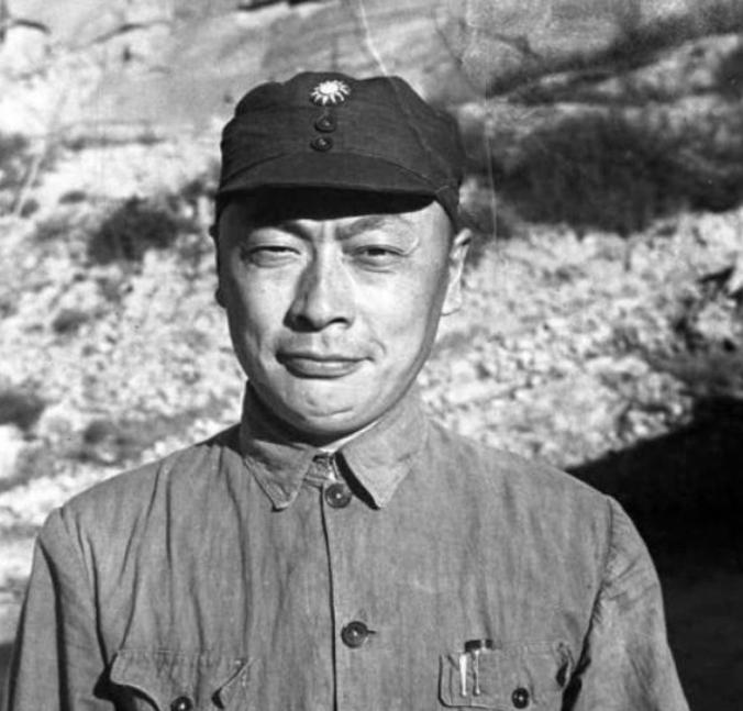 43年陈毅带来自产香烟“飞马”,主席边抽边说:“飞马”劳苦功高