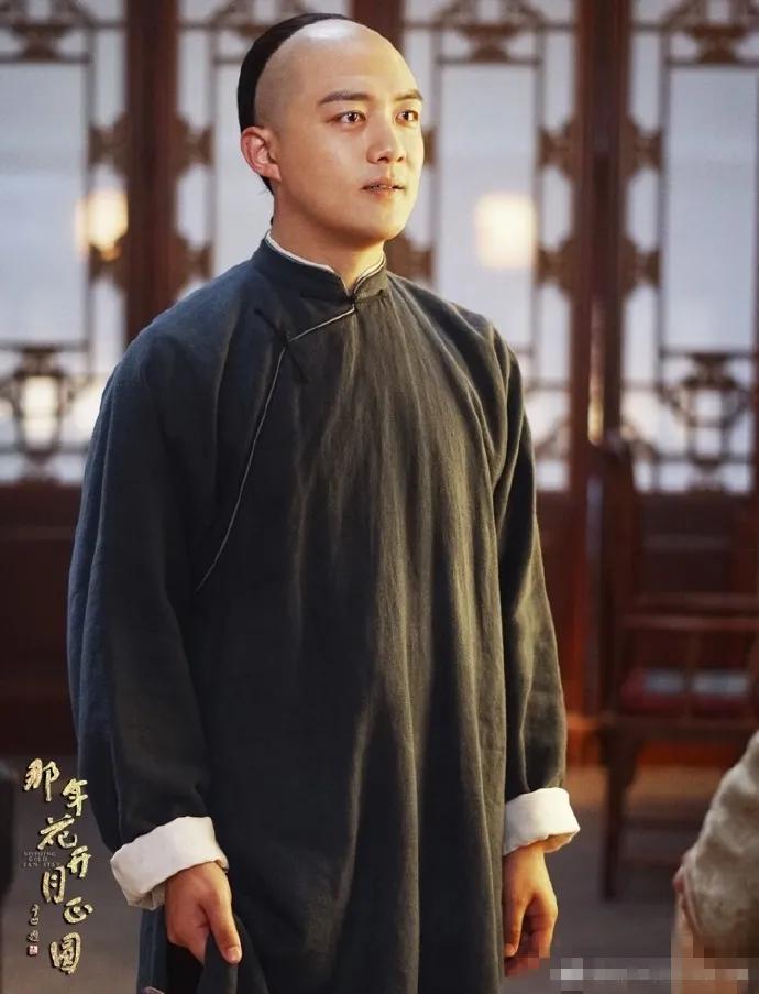 鬓边不是海棠红杜七的多重身份,鬓边不是海棠红杜家的杜少爷