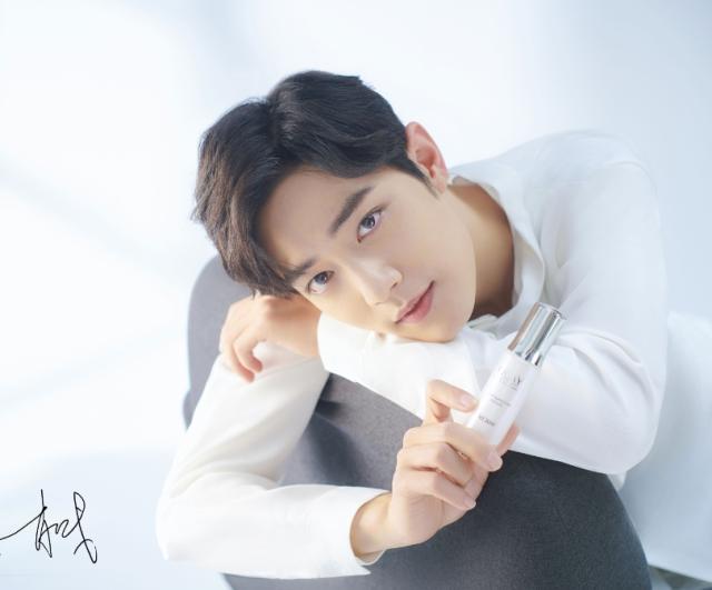 肖战代言olay视频,olay肖战代言的是哪一款