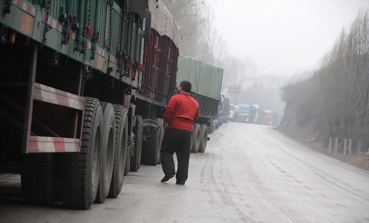 货主恶意欠运费老是不给,货主恶意拖欠司机的钱怎么办