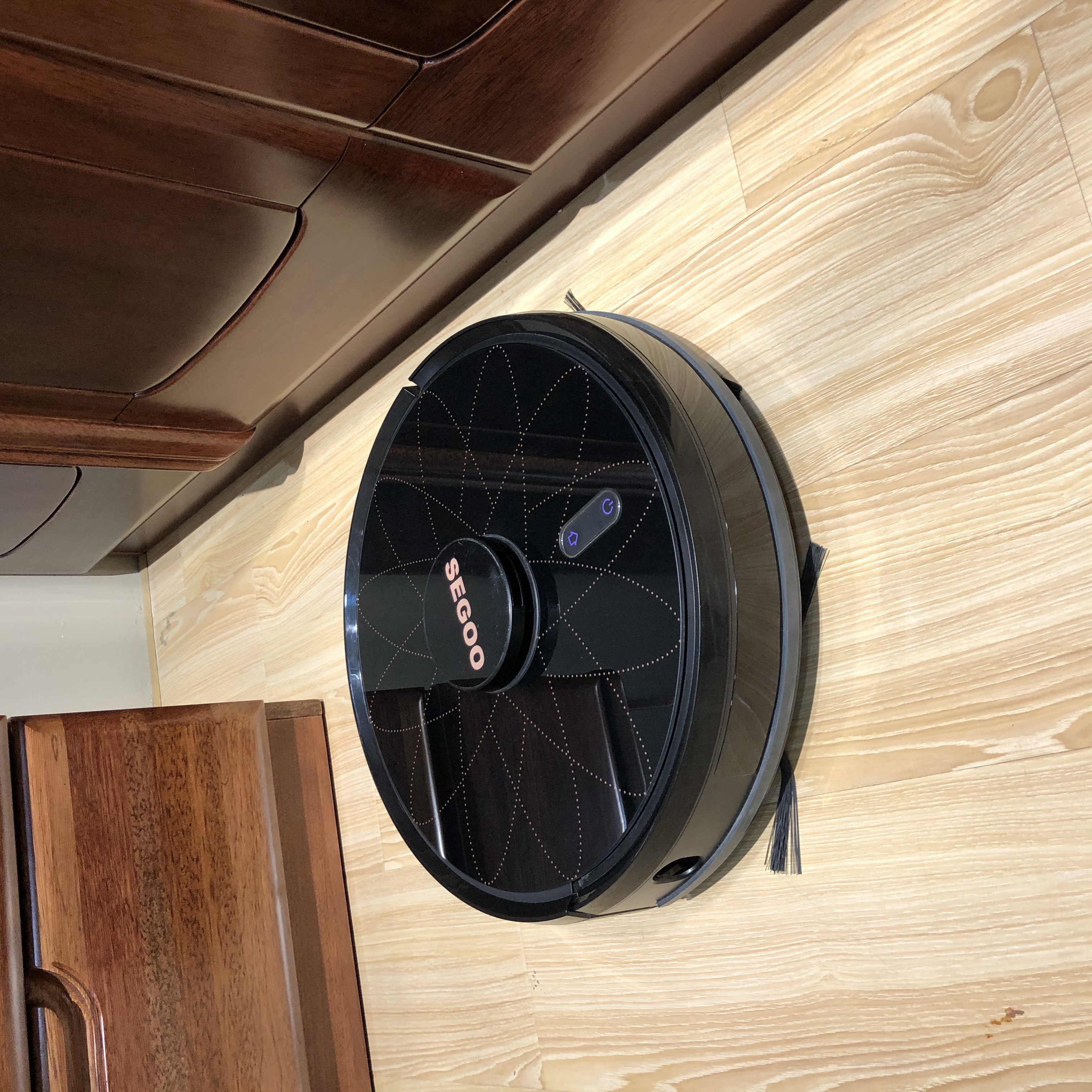 智能扫地机值得购买吗,智能扫地机到底值不值得买