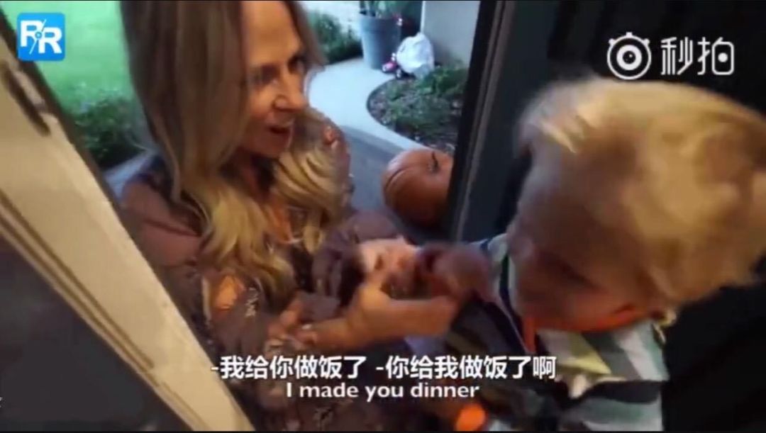 8岁男孩宅家变厨神：可别把你父母宠坏了，以后饭都得你做了