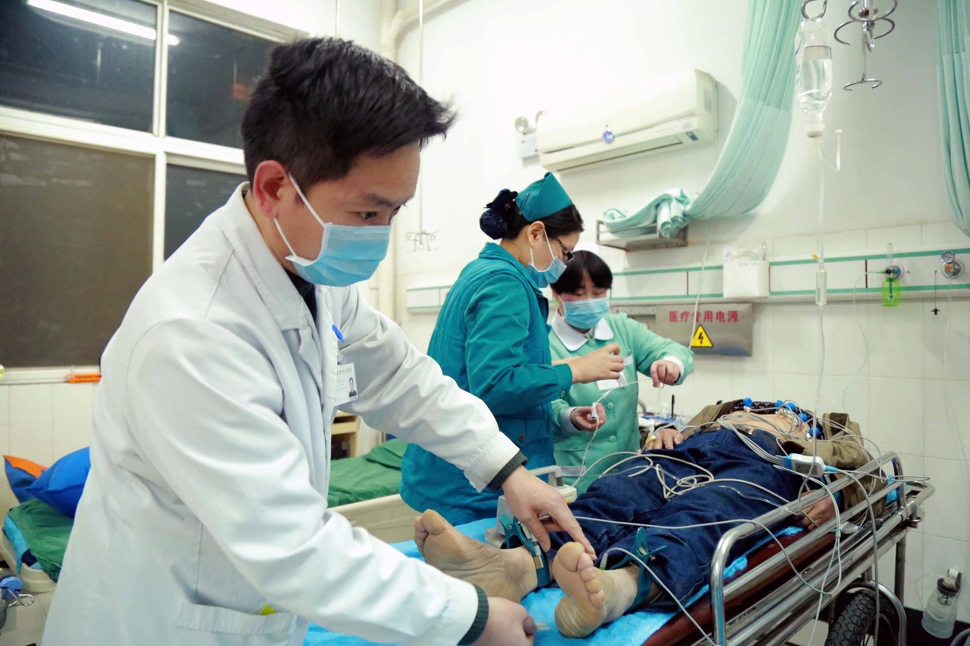 抗击疫情，出村无路、高速严查、房东拒绝入住，企业复工如何应对