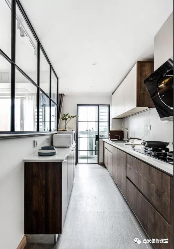 厨房开窗洞增强采光效果图,厨房开窗的最佳设计