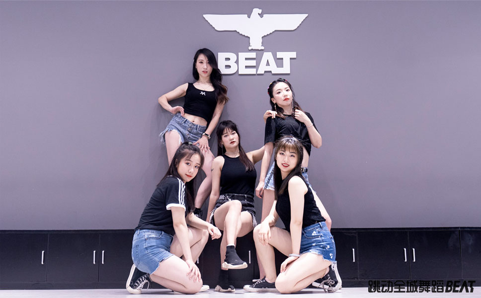 初学舞蹈是应该先练什么,初学舞蹈先学会这几个脚步