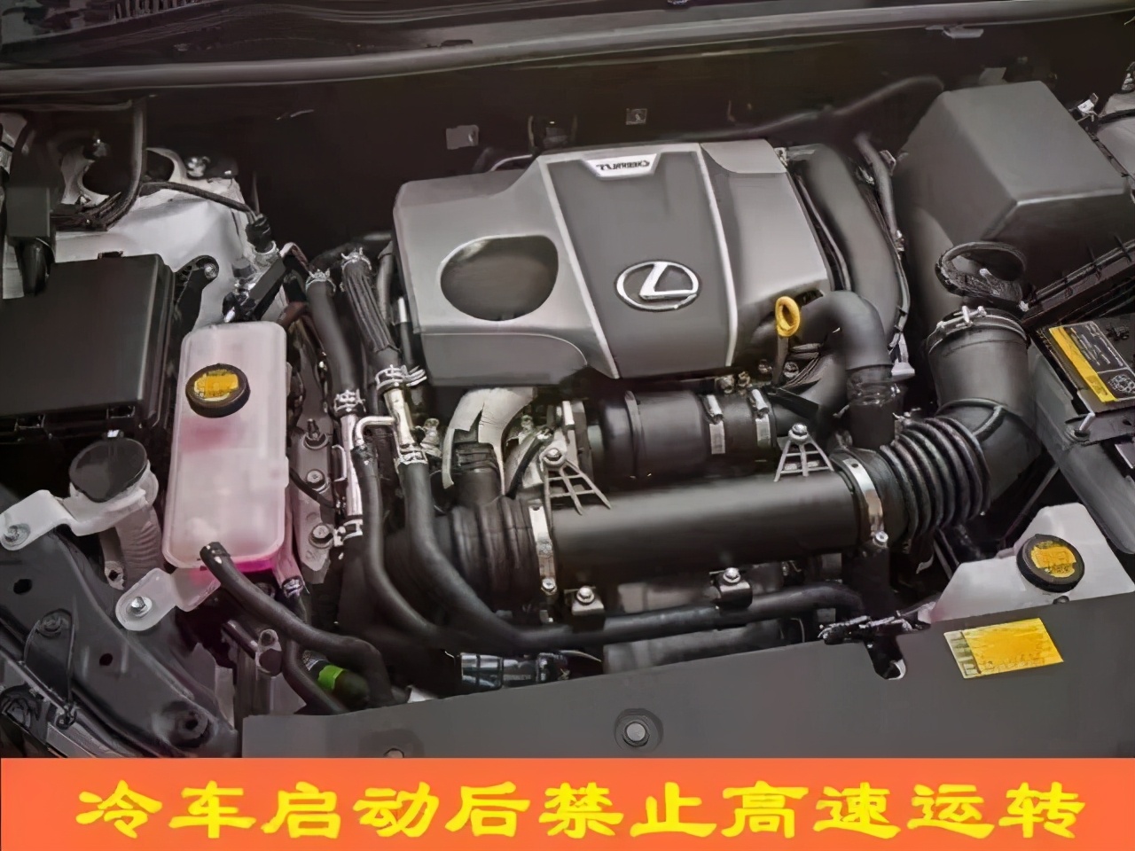 猛踩油门会让车失控吗,猛踩油门和轻踩油门哪个省油