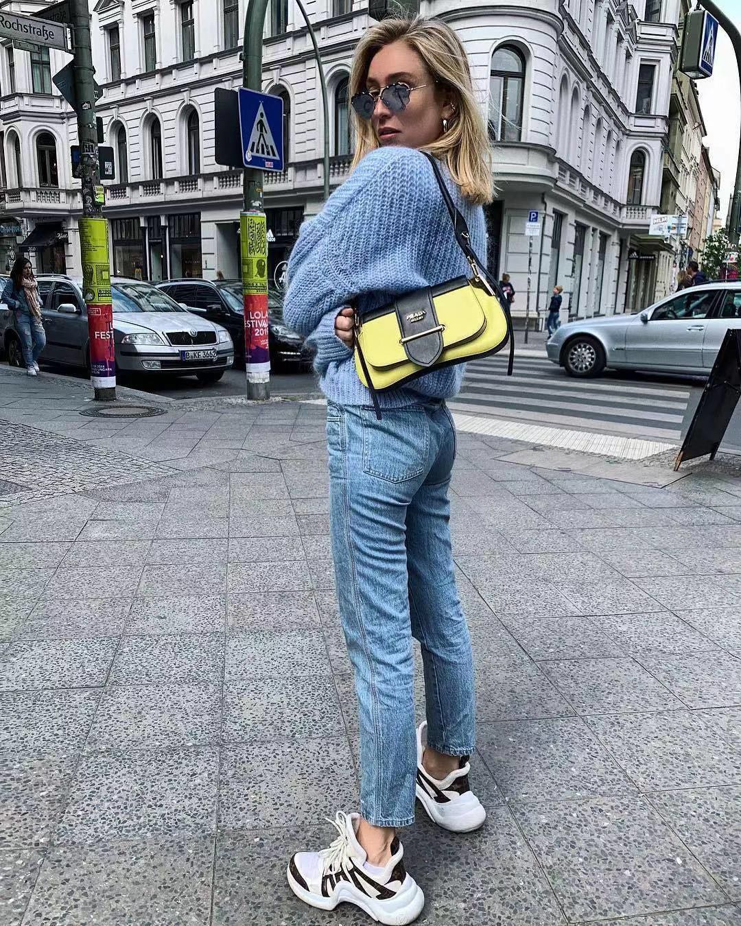 看脸的世界完整视频,看脸的世界好看吗