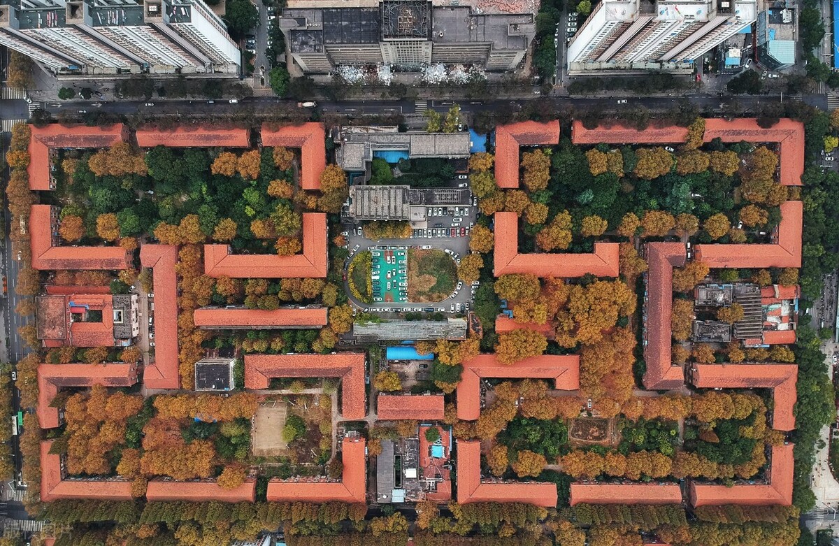 武汉青山区上半年gdp,武汉青山人均gdp为什么高