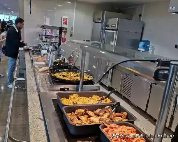 在法国每月1500欧需要交税吗,法国正常每个月多少钱