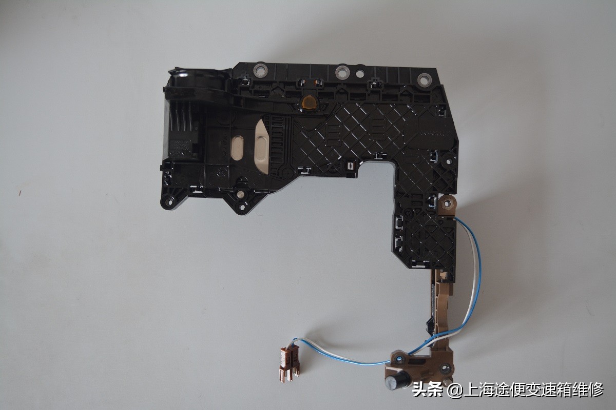 07宝马730变速箱维修教程,06年宝马730变速箱电脑版维修