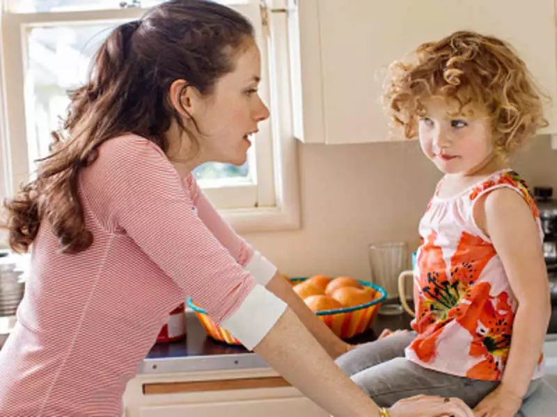 小孩爱抢玩具什么原因,3岁孩子喜欢抢别人正在玩的东西