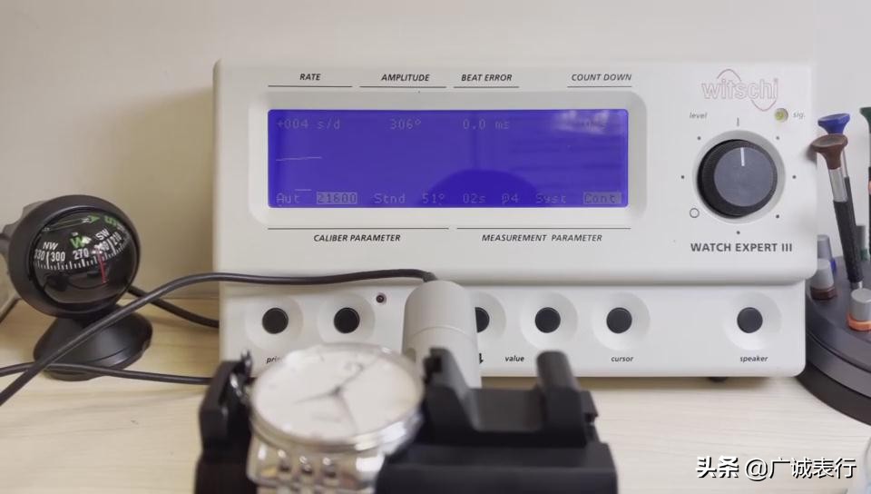 严重损坏名表维修,美度手表里牌子摔掉了去修多少钱