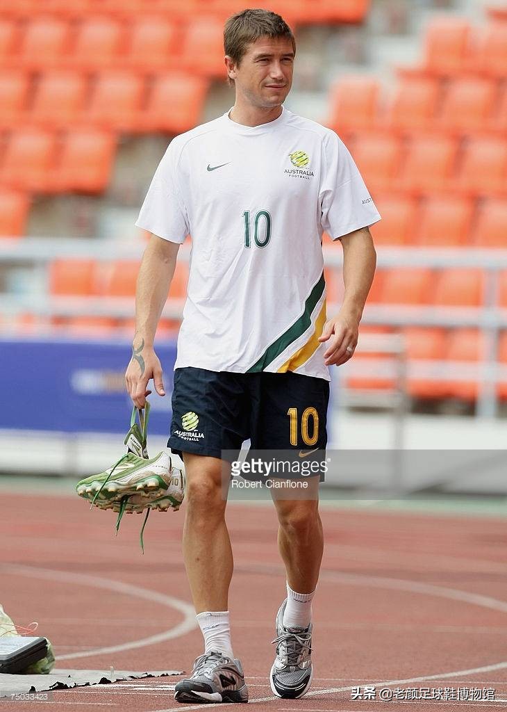 足球球鞋袋鼠皮,澳大利亚产耐克鞋