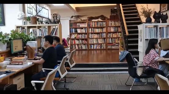 职高的出来一个月怎么赚2万,中专学历怎么月入过万