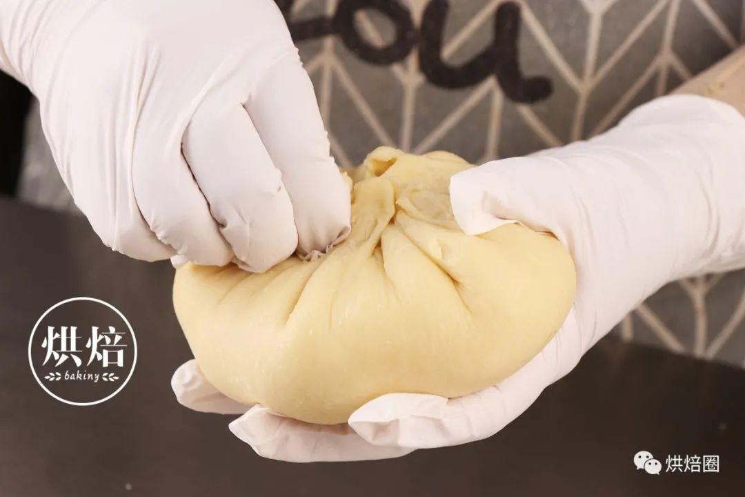 西贝的蒙古奶酪饼怎么做,不用发面的奶酪饼