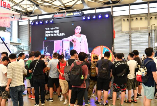 为热爱出发追梦,为热爱出发