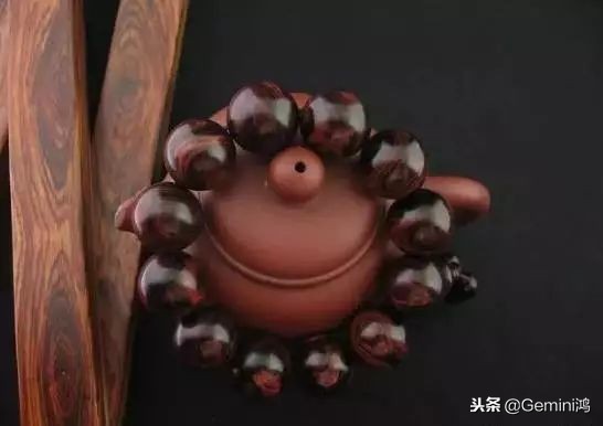 怎么分辨黄花梨手串真假,黄花梨怎么分辨真假