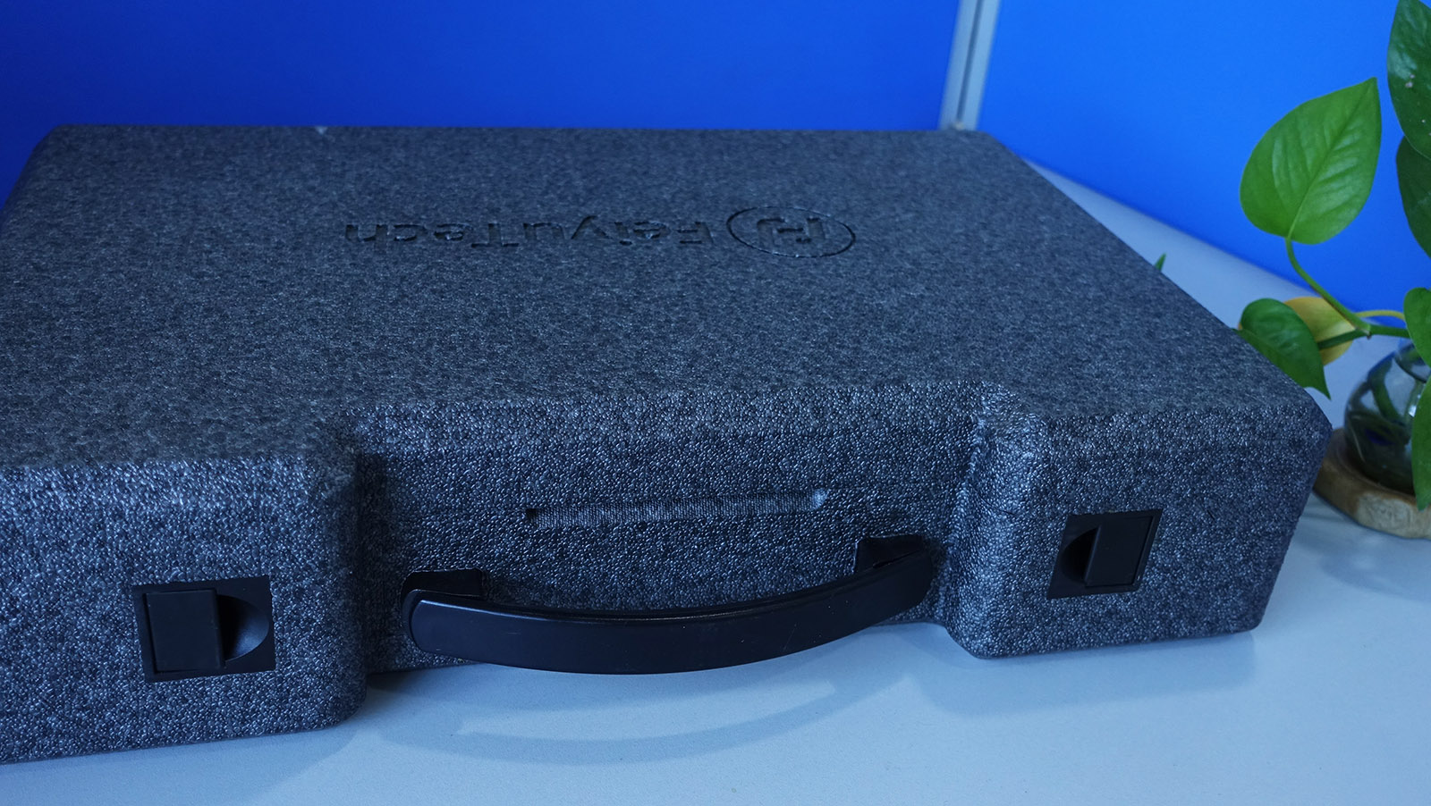 飞宇稳定器干活测评,飞宇稳定器vlogpocket评测视频