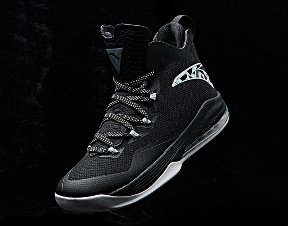 安踏神盾一代低帮全面测评,安踏神盾一代的鞋标在哪