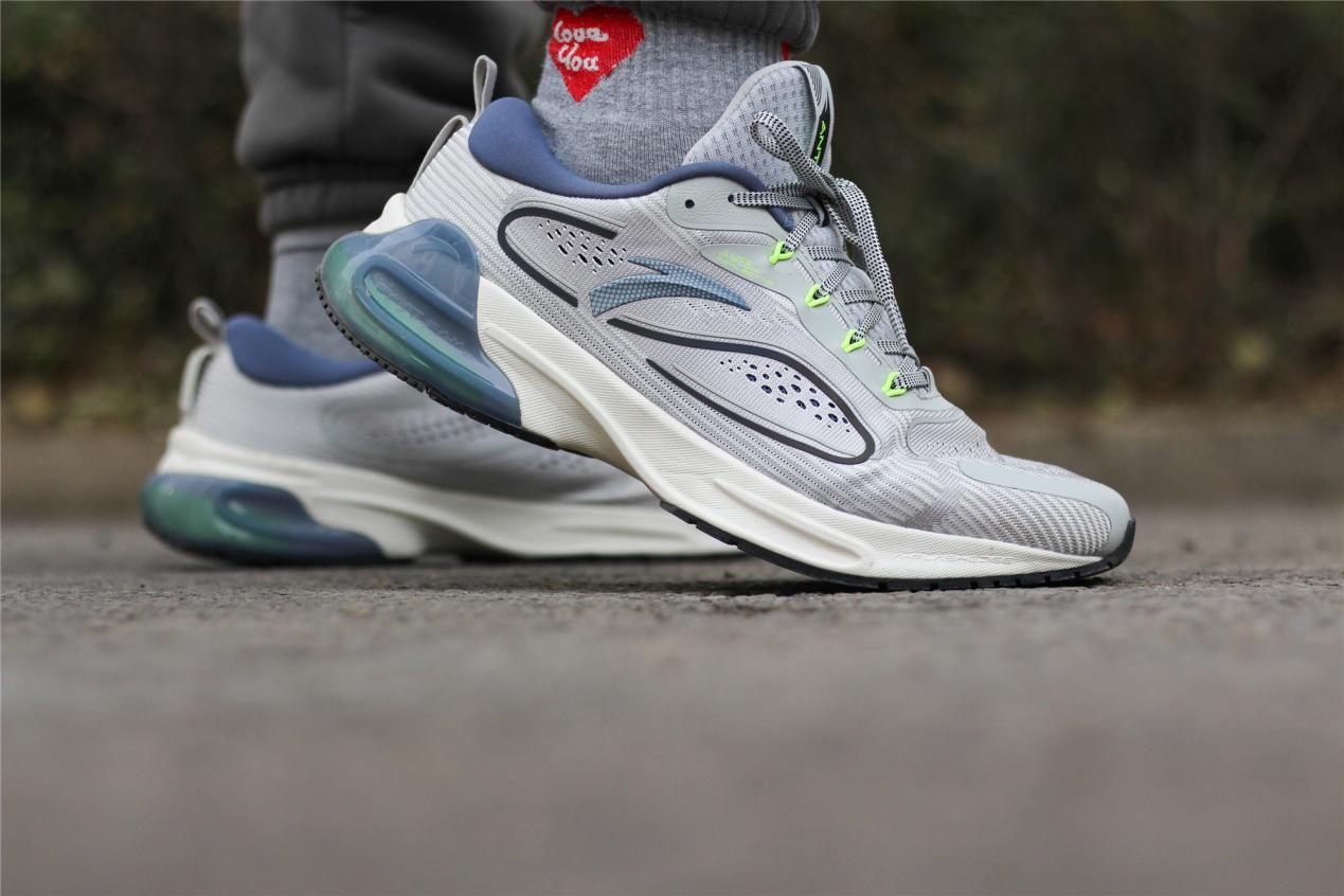 安踏咕咚联名跑鞋,咕咚安踏联名跑鞋评测