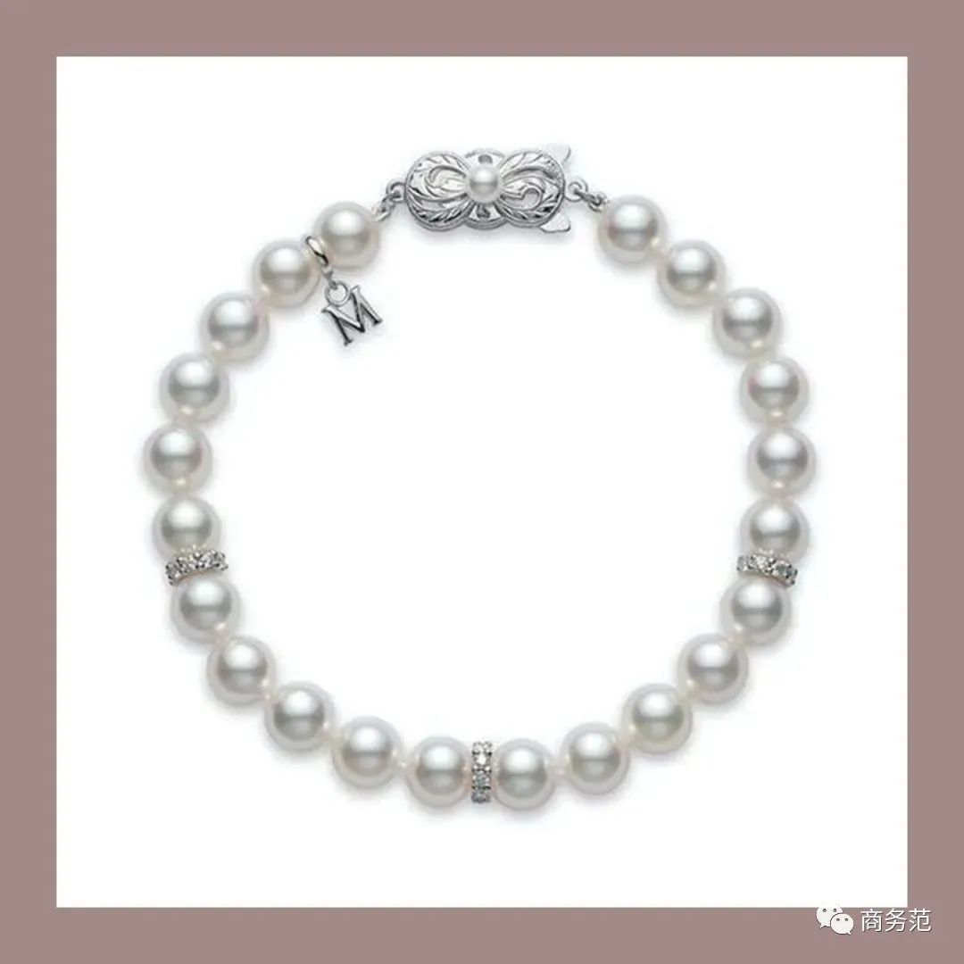 孟晚舟的穿搭首饰,孟晚舟戴的是新款梵克雅宝吗