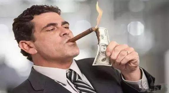 lv路易威登上海哪条街有卖,揭秘lv路易威登成本价