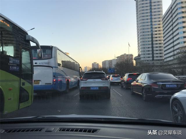 1公里1.7元钱的车,1公里只要两毛钱的车