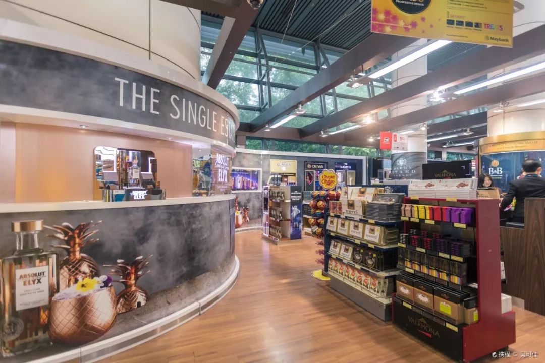免税店大批量拿货的内幕,国际机场免税店有啥好买的