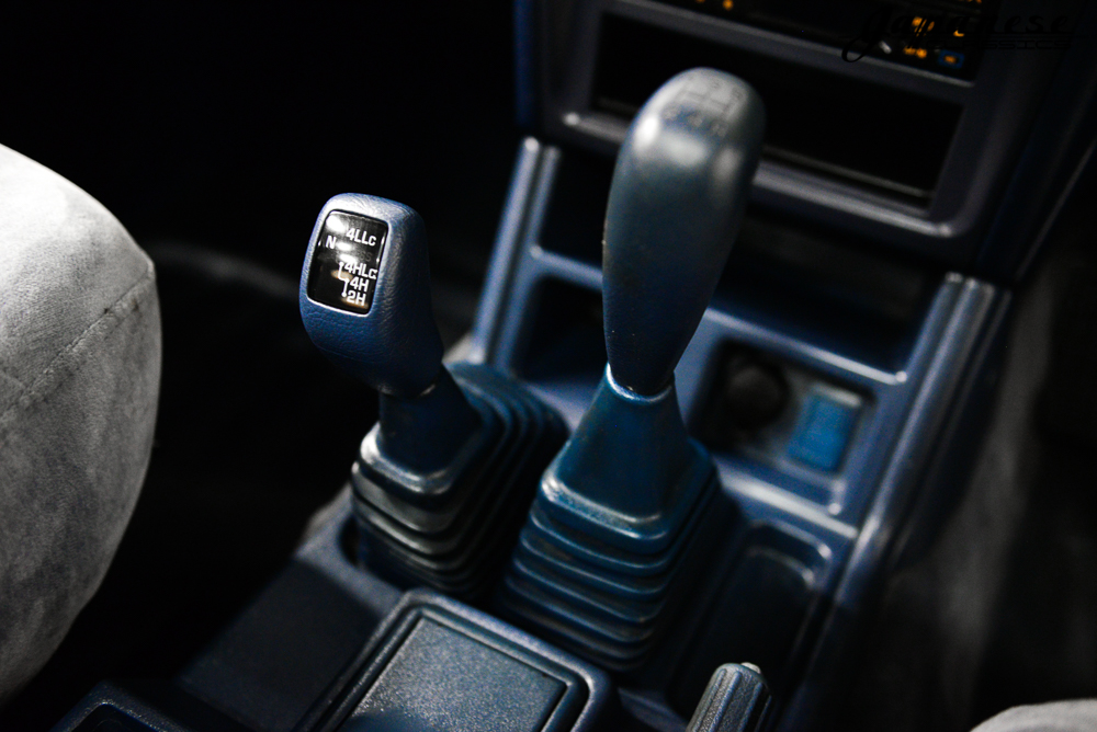 国外91年二手三菱帕杰罗标配电子悬挂20年前就能调整驾驶模式