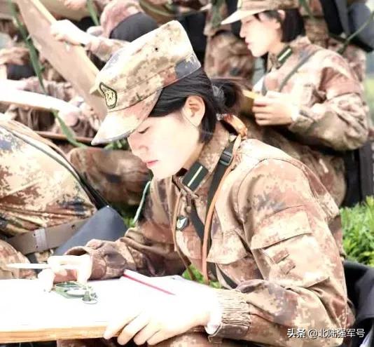 朗读者志愿军,朗读者军旅情怀
