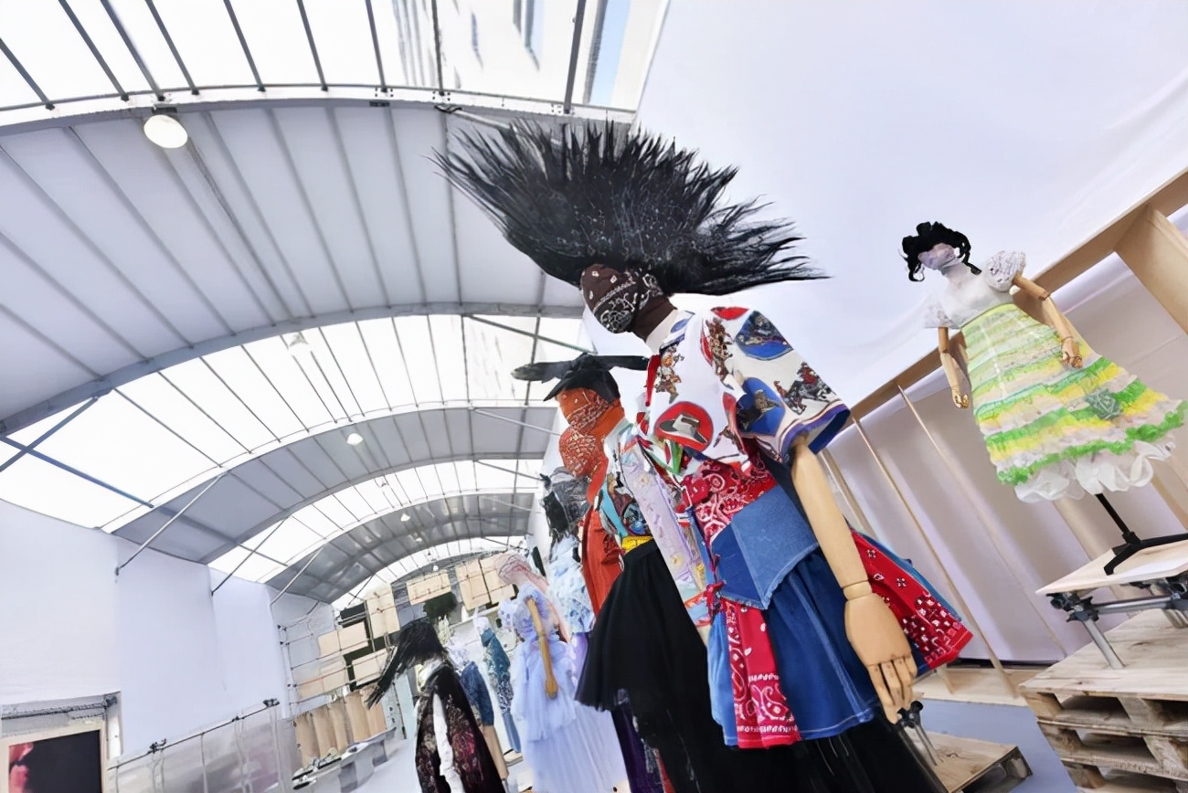 上海时装周devilbeauty,上海时装周modeshowroom