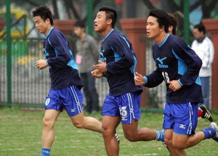 低调的日本牌子,很低调的跑鞋