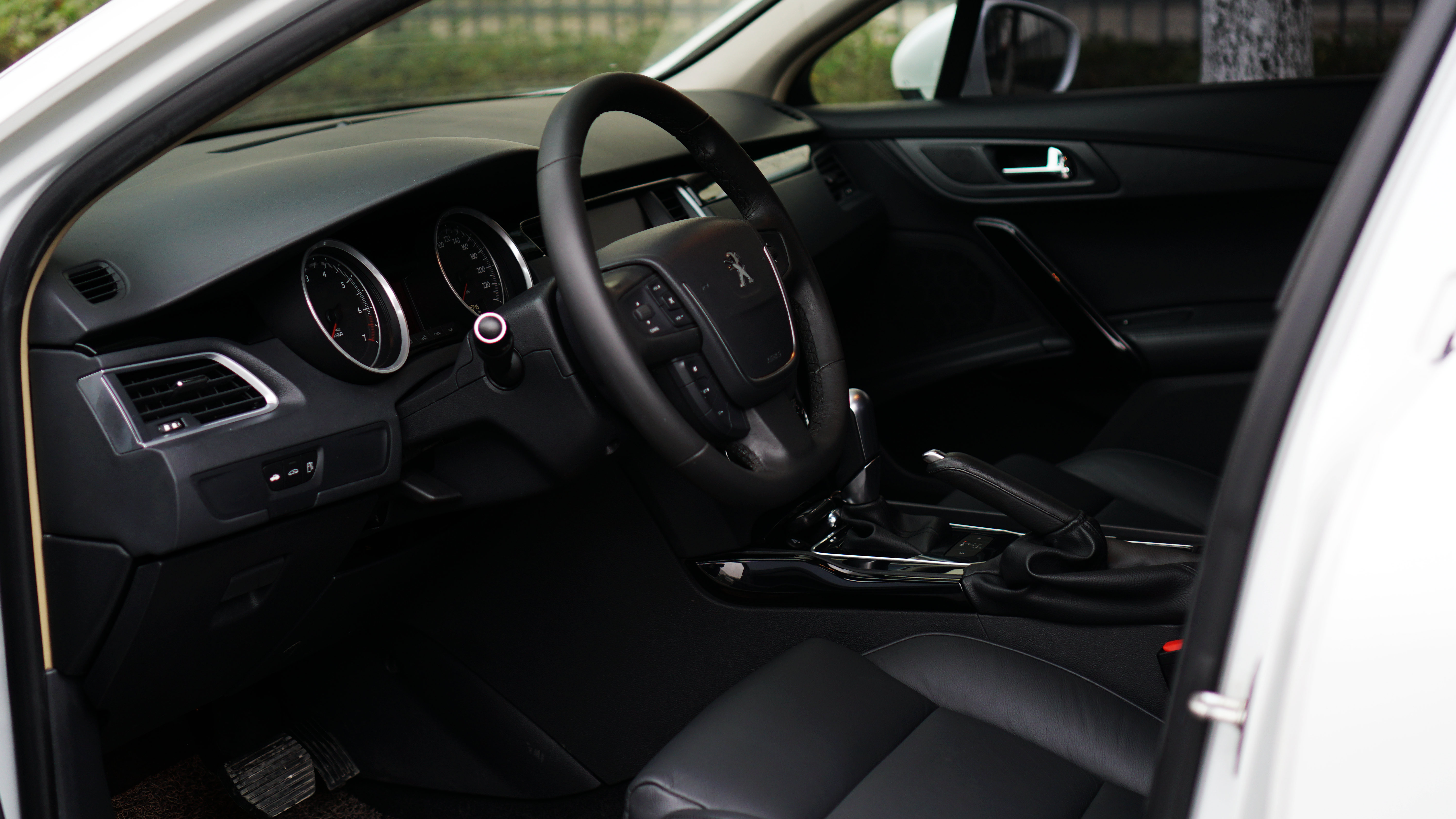 6万买一辆标致508怎么样,6万多的标致508l敢买吗