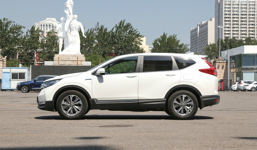 本田crv混动有215马力,本田crv油耗百公里多少