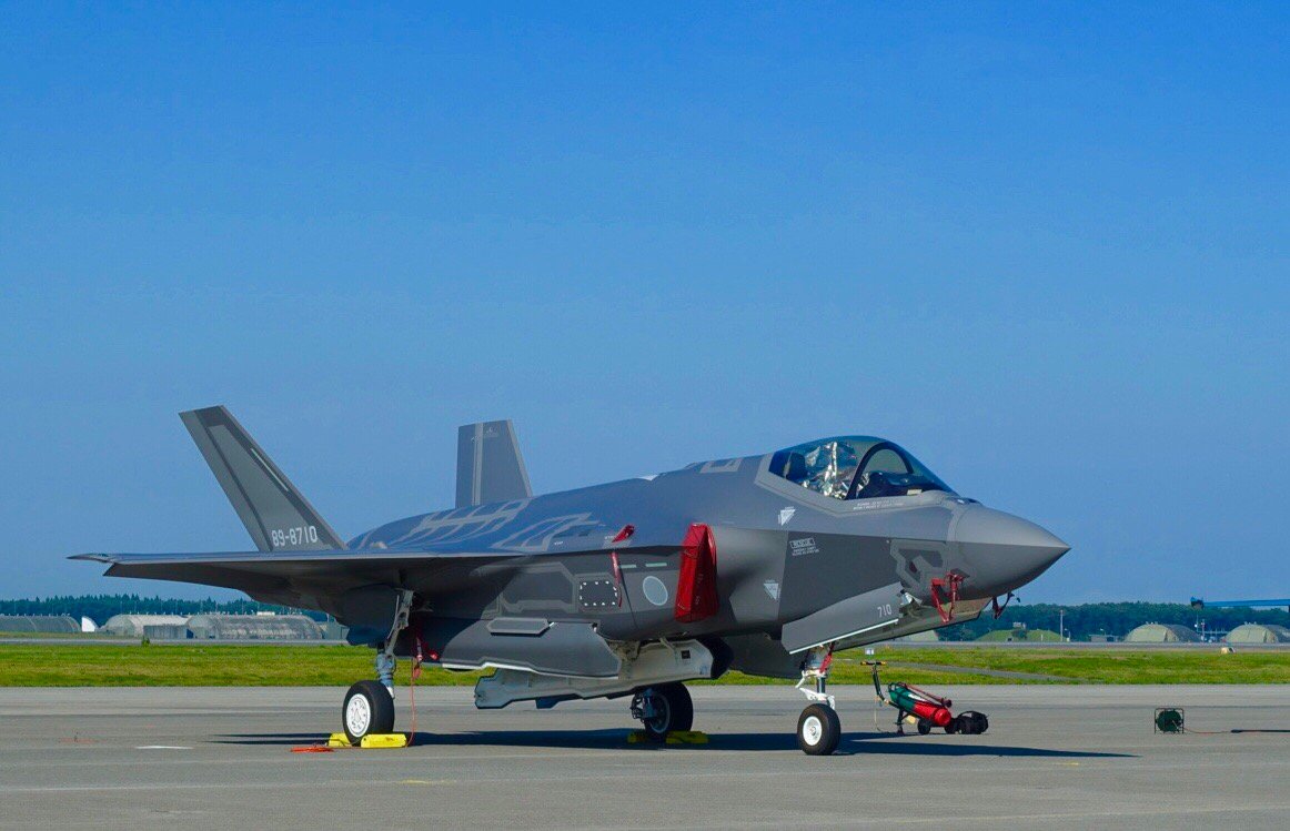 日本现在装备的f15,日本f35服役多少架了