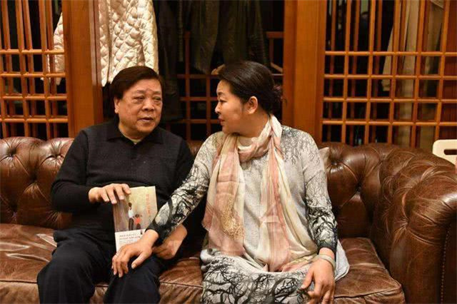 赵忠祥留下多少财产给孙子,赵忠祥死后遗产给了谁